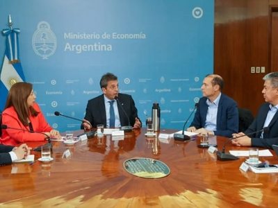 Represas hidroeléctricas: exigen al Gobierno provincial detalles sobre las reuniones con Nación