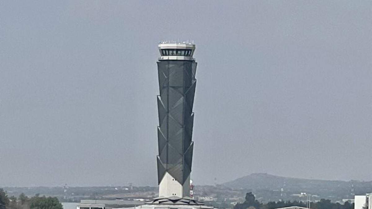 AIFA. Polémica terminal aérea
