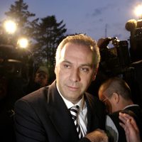 Revés a la FGR: Juan Collado libra proceso por lavado y delincuencia organizada