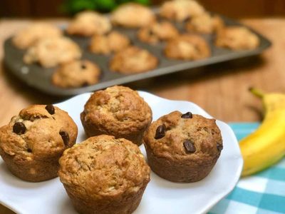 ¿Tenés 2 bananas maduras? Receta de muffins de bananas: suaves, húmedos y perfectos para acompañar el mate