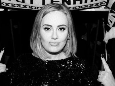 ¡Qué cambiazo! Adele reaparece a la luz pública con estas fotos y unos kilitos menos