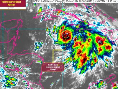 Tormenta tropical Rafael se intensifica gradualmente; ¿a qué distancia está de Cancún?