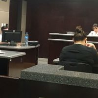 Juezas vinculan a proceso a dos excolaboradores del exgobernador priista César Duarte