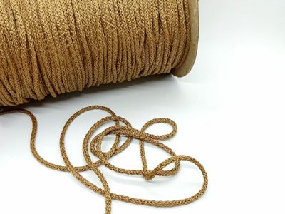 Si tenés retazos de sogas sin usar, no los tires: creá este bonito portarrollos para tu cocina en pocos minutos