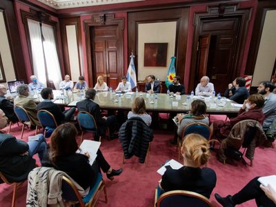 Provincia de Buenos Aires: insinúan la reducción del tránsito de personas