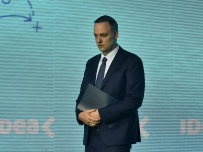 Manuel Adorni se prepara para presentar su declaración jurada