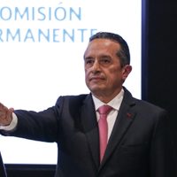 La Comisión Permanente ratifica a Carlos Joaquín González como embajador en Canadá