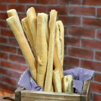 No compres más pan y prepará estos grisines fáciles y económicos para acompañar el mate