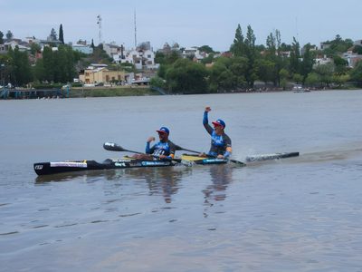 Una dupla neuquina ganó la regata del Río Negro con más de una hora de ventaja