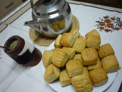 Criollitos hojaldrados de salame: una receta espectacular e irresistible para las tardes de mate