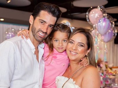 Toni Costa y Alaïa sorprenden a Adamari López con este tierno video. ¡Fabuloso show!