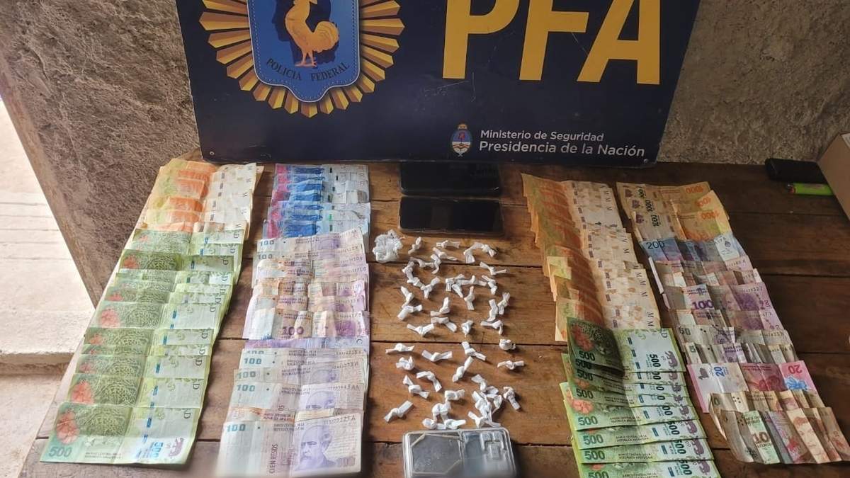 Desbaratan banda dedicada al narcotráfico. Fuente: PFA