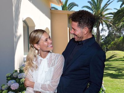 Hortensias y deck: Cholo Simeone y Carla Pereyra mostraron lo último en decoración en Uruguay