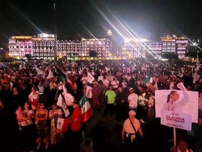 Ya suena la música en el Zócalo; alistan festejo de Sheinbaum (Video)