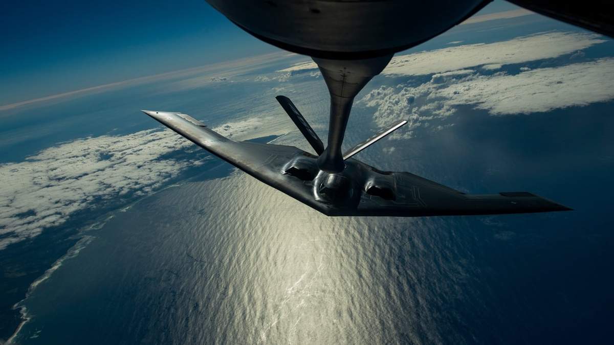 Un bombardero B-2 durante una misión de entrenamiento