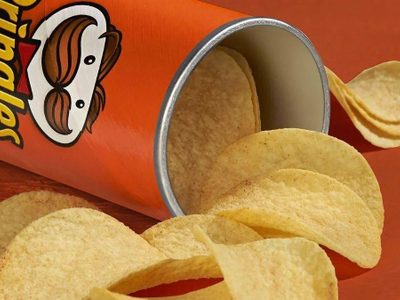 No tires las latas de papas fritas o Pringles: creá esta hermosa lámpara de pared, súper moderna y elegante
