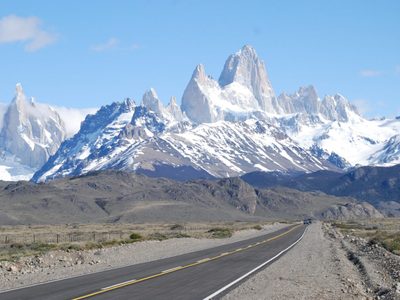 Entre la Patagonia y los Andes: cinco rutas escénicas para descubrir el sur de Argentina