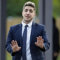 "Es la primera vez que lo hago": Jey Mammón interrumpió su ciclo y se declaró con un mensaje de amor