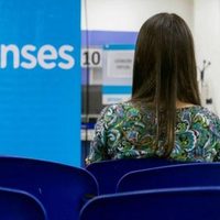ANSES oficializó la jubilación para mujeres sin aportes: cómo realizar la inscripción