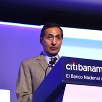 Sheinbaum ratifica que mantendrá a Rogelio Ramírez de la O en Hacienda