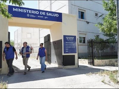 Lanzan una convocatoria para incorporar personal  sanitario, técnico y administrativo al sistema de Salud de Neuquén