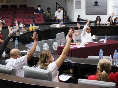 López-Gatell felicita al Congreso de Colima por frenar comida chatarra en escuelas