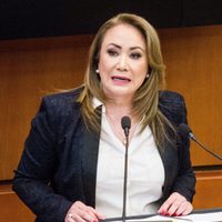 Universidad Complutense de Madrid se deslinda de Yasmín Esquivel tras escándalo por tesis doctoral