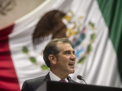 R3D acusa a Lorenzo Córdova de mentir a diputados sobre el voto por internet
