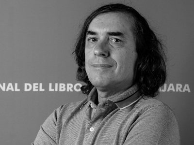 Mircea Cartarescu gana el Premio FIL de Literatura 2022