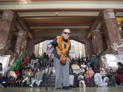 Inviable una demanda contra el pintor del polémico Zapata: Carlos Lara