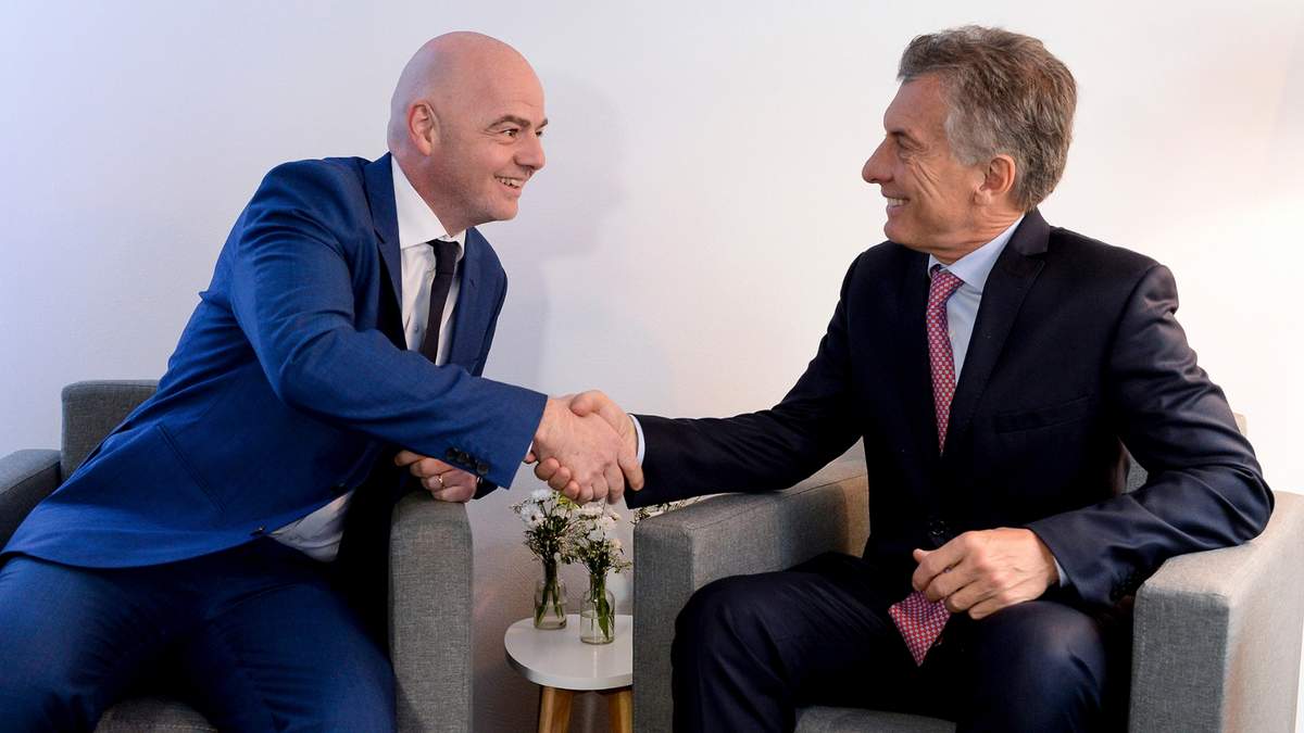 Gianni Infantino y Mauricio Macri. Fuente: (Twitter)