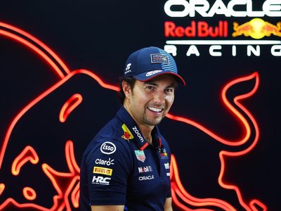“Sería una pena”: Checo Pérez quiere que este piloto no pierda su lugar en la F1