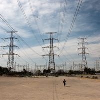 Diputados impugnan freno a la reforma eléctrica de AMLO