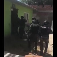 Catean propiedad en Santa Rosa de Lima; hallan explosivos (Video)