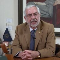 Estoy a favor de la igualdad de género pero no de los paros, dice Graue e insta al diálogo (Video)
