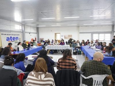 El plenario de ATEN definió más paros y movilización en contra del gobierno provincial