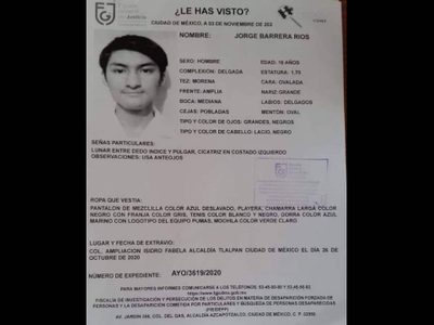 Alumnos de Prepa 5 juegan una broma por WhatsApp un compañero cae y desaparece