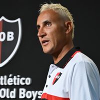 “Honrar la camiseta”: el duro comunicado de Newell’s contra Keylor Navas