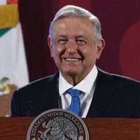 La UNAM "se cundió de derechismo": AMLO