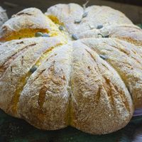Aprovechá que está de temporada: la receta de pan de zapallo que te salva cualquier cena en minutos