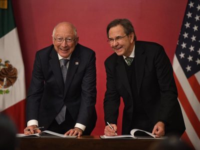 EU y México acuerdan vigilar derechos laborales de 400 mil mexicanos que viajen con visa de trabajo