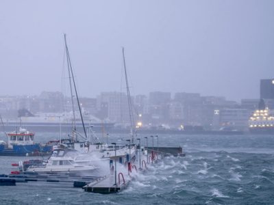 Noruega espera avalanchas y fuertes lluvias tras peor tormenta en más de 30 años
