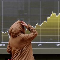 Los mercados se disparan y los futuros del petróleo caen tras anuncio de Trump de avances con Irán