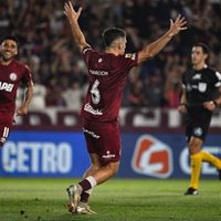 Lanús se impuso ante San Lorenzo y quedó tercero