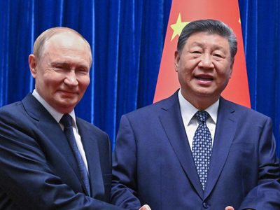 Rusia promete ayuda a China para "sobrepasar" el "potencial nuclear" de EU