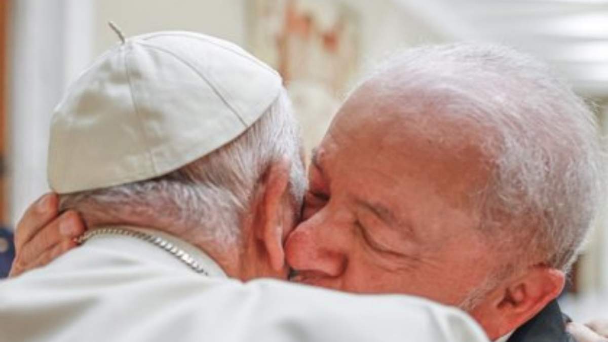 El Papa y Lula hablan de la paz en El Vaticano