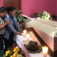 Indígena acusado de trata de personas no se suicidó, fue asesinado, denuncian sus hijos