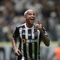 Doblete y polémica: el mensaje de Deyverson tras las cargadas a River en pleno partido