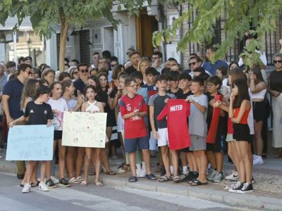 Niño de 11 años es apuñalado mientras jugaba futbol