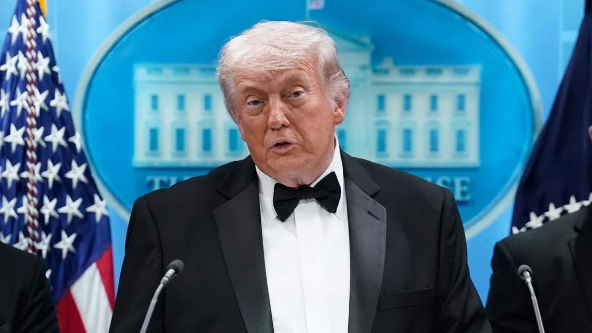 Dice Trump que posiblemente él era el objetivo del atacante en cena con corresponsales